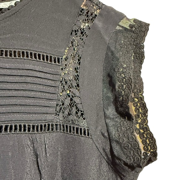 Daniel Rainn Black lace short sleeve blouse - small - Picture 4 of 6